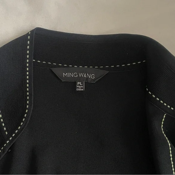 Ming Wang Women’s PL Black Cardigan Open Jacket with White Stitching Acrylic - Picture 5 of 5